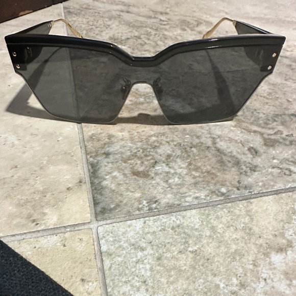 Dior Black Sunglasses - Picture 1 of 7